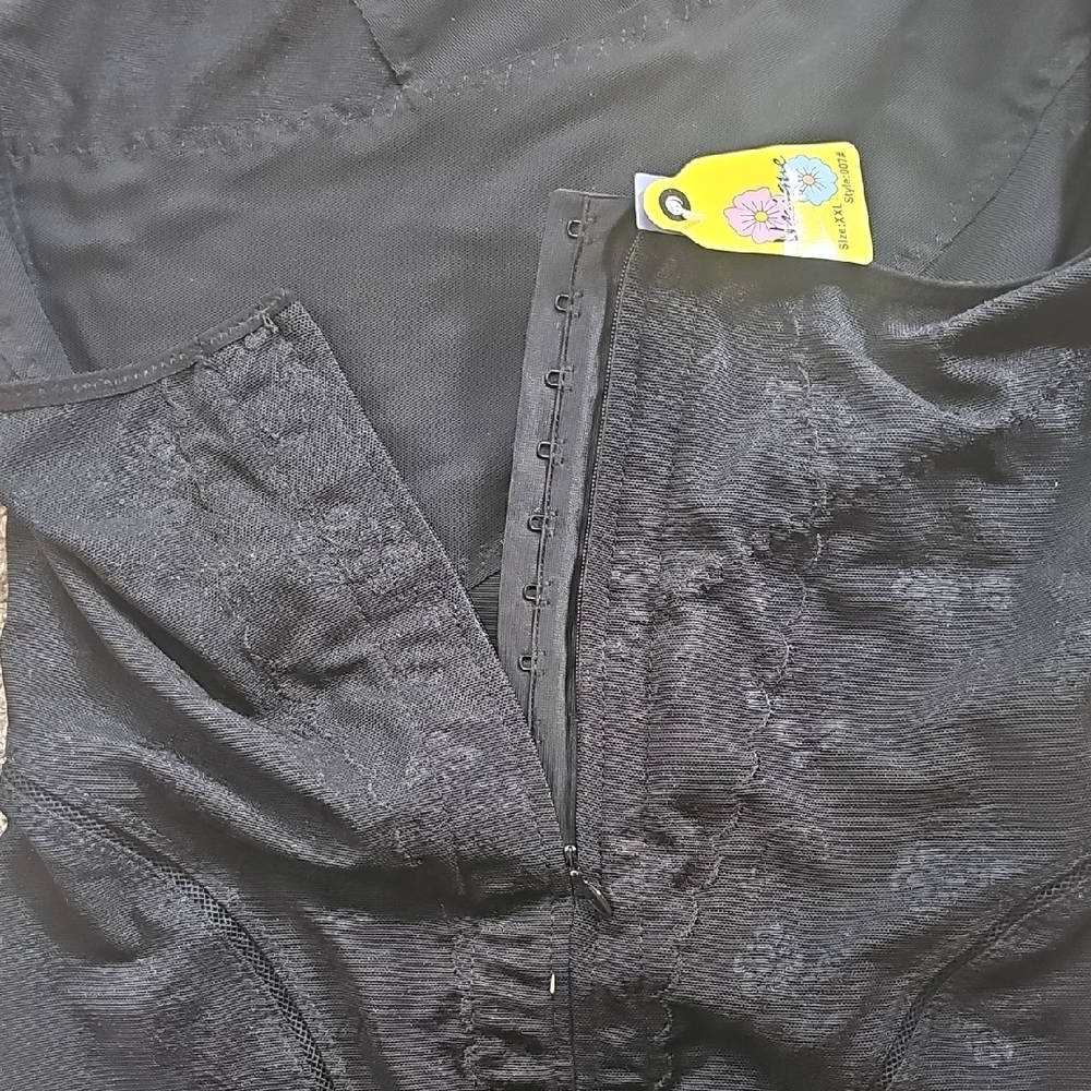 Shapewear  Black Bodysuit, New Never Worn, Hooks And Zipper - Picture 5 of 6